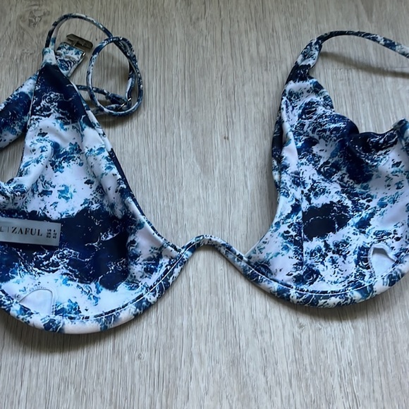 Ocean bikini - Picture 7 of 7